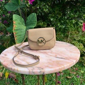 Micheal Kors tan cross body bag